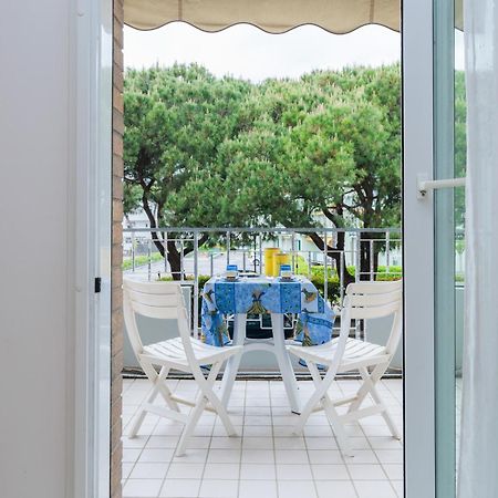 Jesolo Beach! Fronte Mare - Piscina Park E Posto Spiaggia Inclusi מראה חיצוני תמונה
